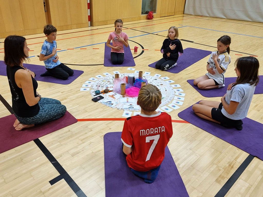 Yoga in der Schule - Gspia Yoga, Sabrina Schön